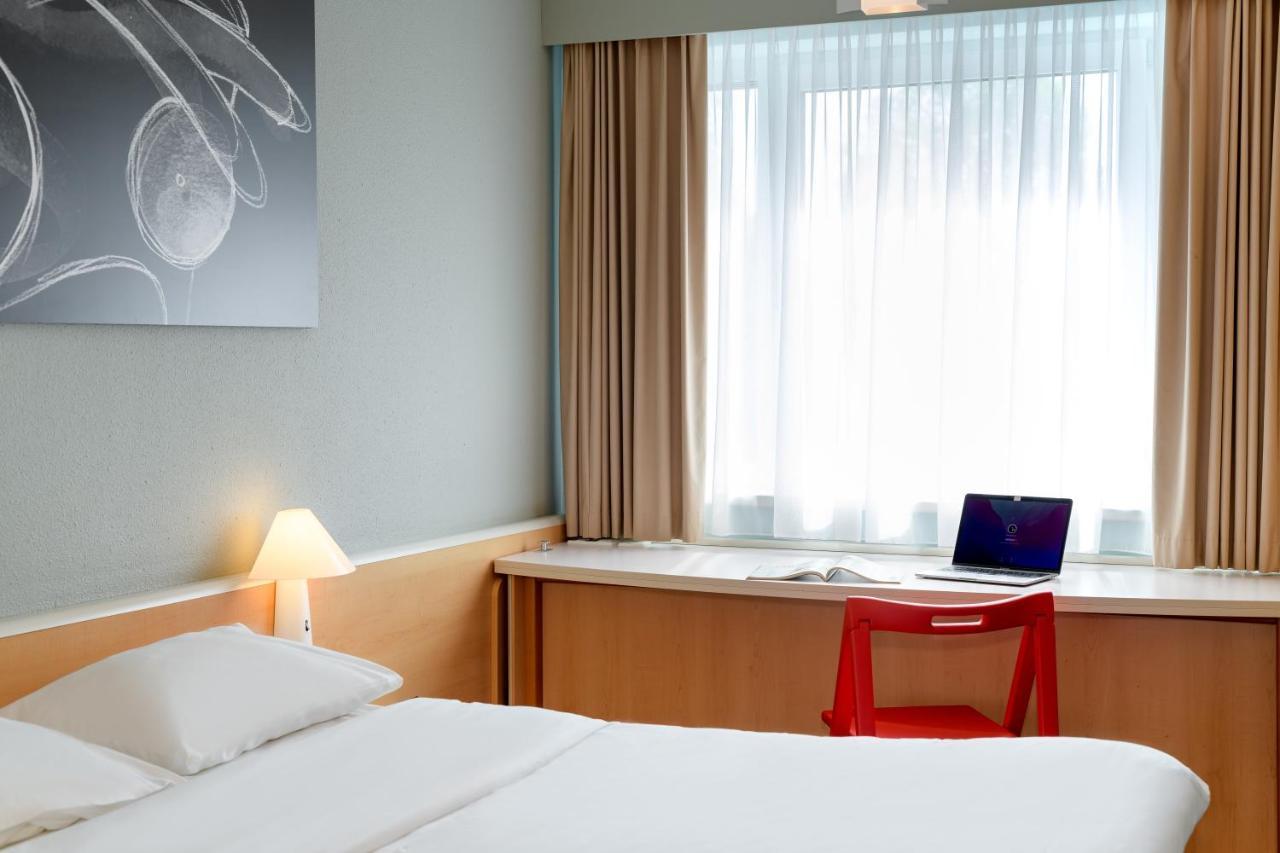 Ibis Hamburg Alsterring Hotel Exterior photo